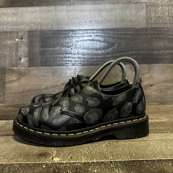 Doc Martens 1461 Men's 5 / womens 6 Skull Leopard Print Oxfords Black 27686 - Picture 8 of 8